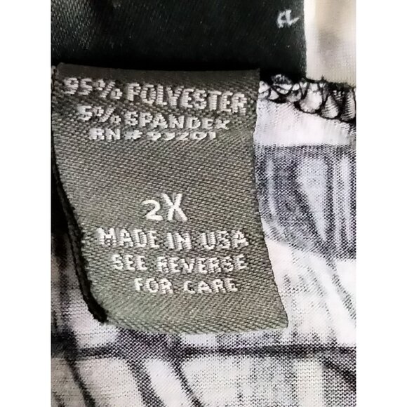 Dots Plus Size 2X Top Black White Patterned Tie Neck Sleeveless Banded Hem - Picture 9 of 10